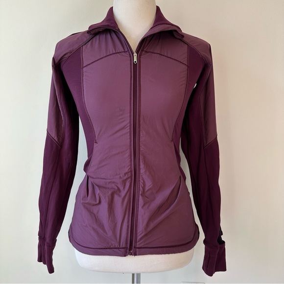 lululemon athletica Jackets & Blazers - Lululemon Can’t Stop Jacket in Mini Hyper Stripe Plum Matte Glyde Rulu, size 4